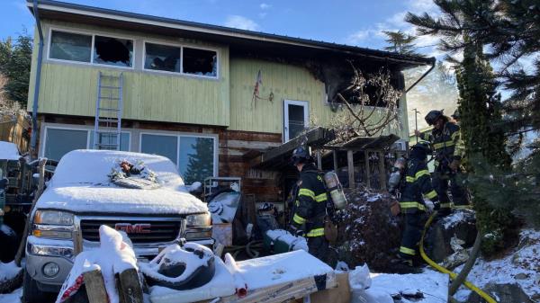 西雅图比肯山社区房屋火灾，1人死亡，“可疑死亡”