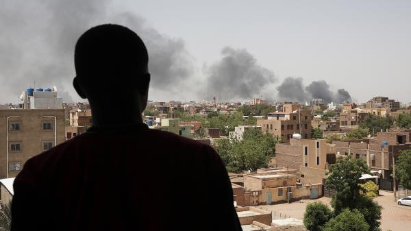 联合国警告称，超过80万人可能在战争中逃离苏丹